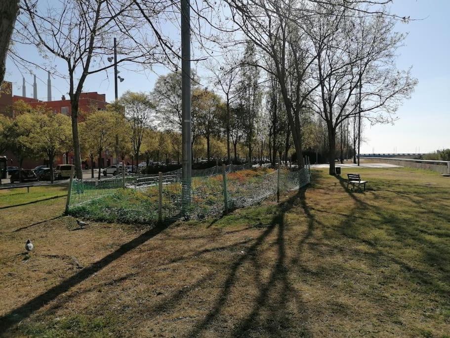 Piso Pl 2B, 20Min Plaza Cataluna Сан-Адріа-де-Бесос Екстер'єр фото
